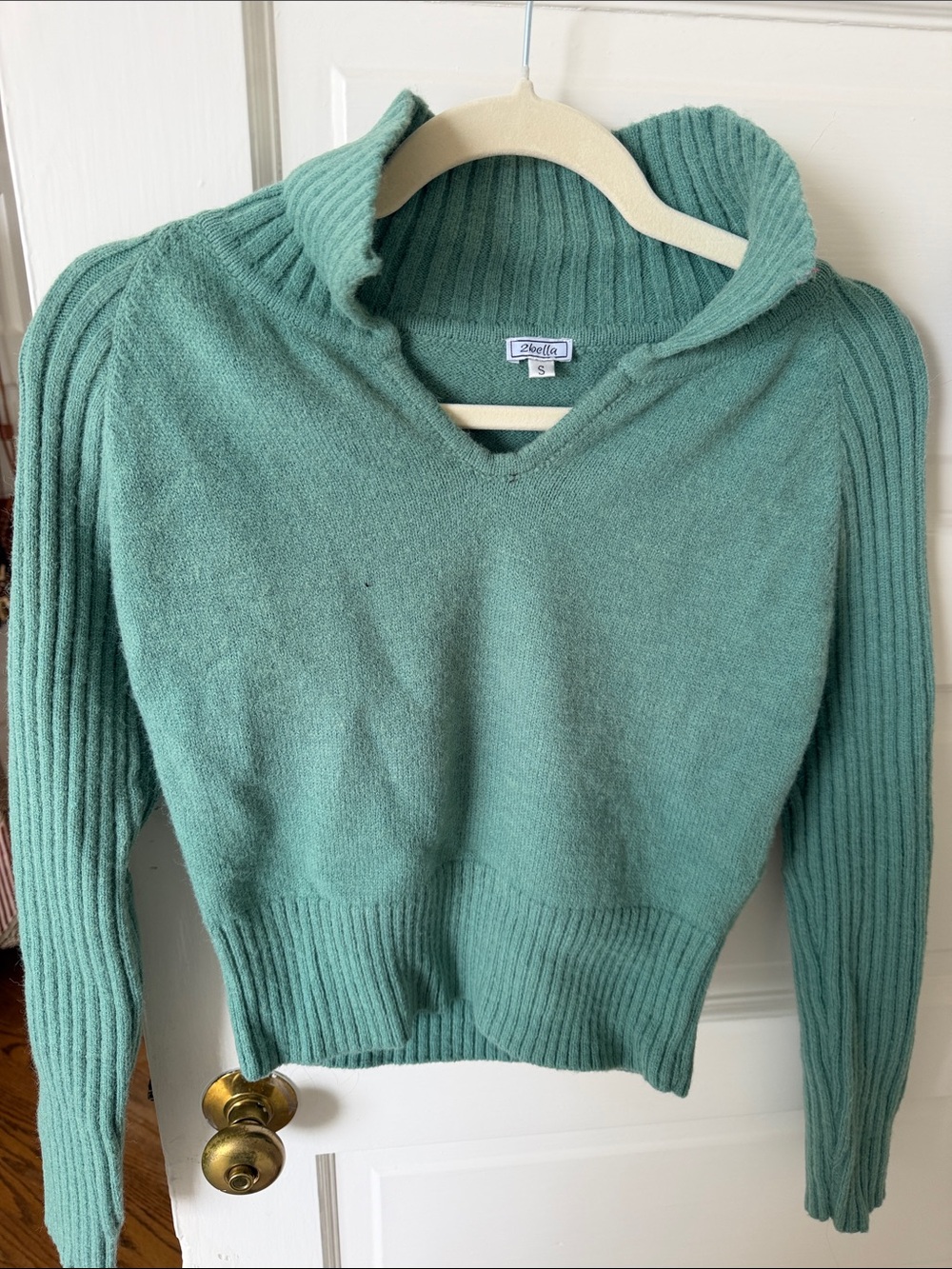 Seafoam Green V-Neck Ribbed Sleeve Sweater